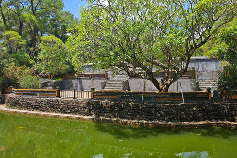 Vanuit Hue: Verken Thuy Bieu Village - Fietsen, Koken, Ontspannen