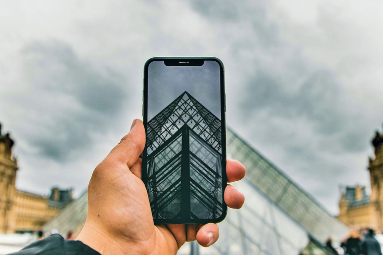 Paris: Louvre Museum Ticket & Self-Guided Audio Tour Louvre Museum Ticket & Self-Guided Audio Tour (RU)