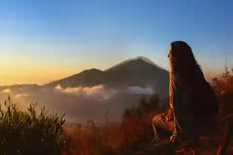 Experiência de trekking ao nascer do sol no Monte Batur: Aventura e beleza