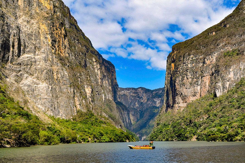 From San Cristóbal: Sumidero Canyon & Chiapa de Corzo Tour Martes Cañon Tour in English