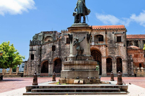 Punta Cana: Santo Domingo Day Trip with All Museum Entries