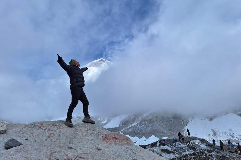 Kathmandu: 20-Day Everest Base Camp with Kala Patthar Trek