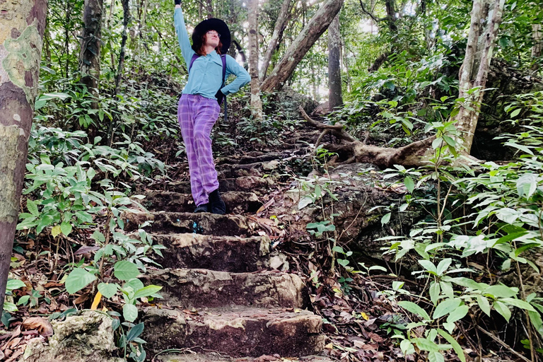 Cat Ba: Half Day Trekking to Visit Cat Ba National Park