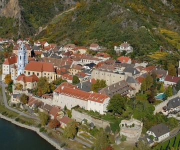 Da Vienna: Tour di un giorno a Hallstatt e alla storica Salisburgo