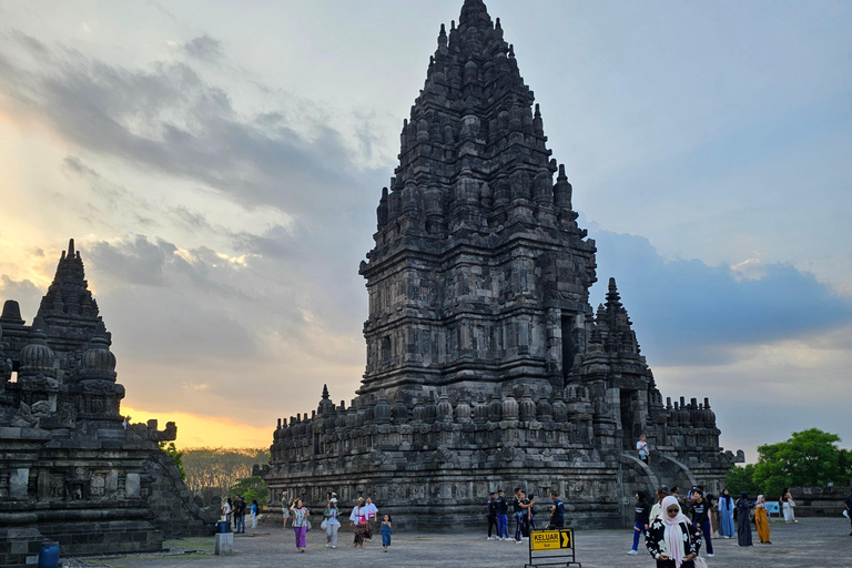 Lo más destacado de Yogyakarta: tour por el volcán Merapi y los templosPuntos destacados de Yogyakarta: tour por el volcán Merapi y los templos