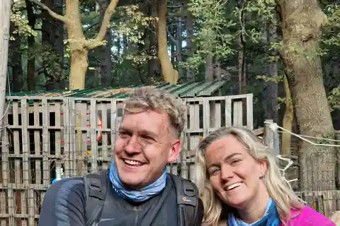 Excursión en quad por el Etna de 2 horas con visita a una cueva de lava.