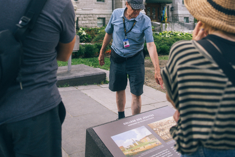 Visite à pied privée des galeries d'art du Vieux-Québec