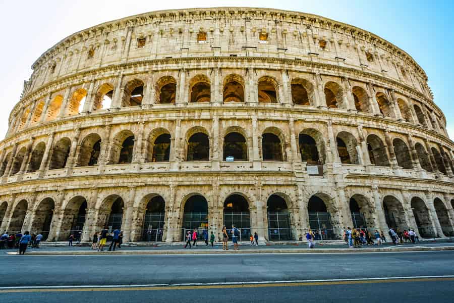 Rom: Kolosseum, Forum und Palatin Erlebnisroute mit selbstständiger Audioguide-Serie. Foto: GetYourGuide Rom: Kolosseum, Forum und Palatin Erlebnisroute mit selbstständiger Audioguide-Serie. Foto: GetYourGuide