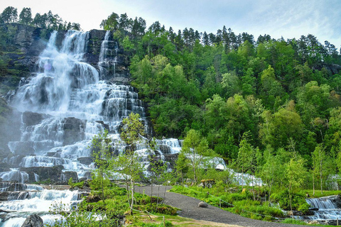 Bergen: Viking Village, Nærøyfjord & Flåm Day Trip