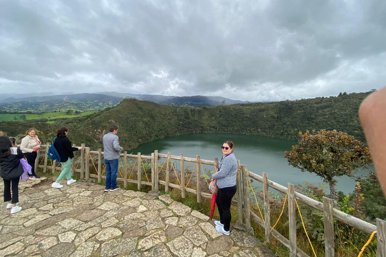 Bogotá: Guatavita, La Leyenda del Dorado, Casa al Reves