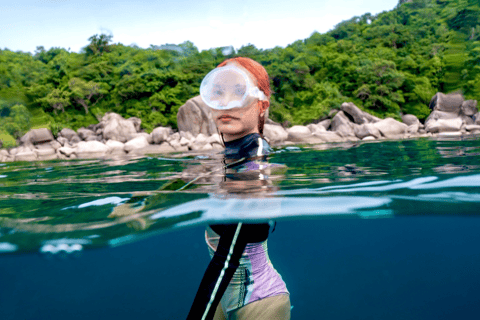 Ko Tao: Vintage Boat-Small Group Snorkeling Day Trip w/Meals