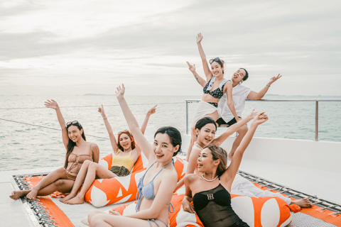 Pattaya: 3 Islands Hopping on Sailing Party Yacht and Buffet