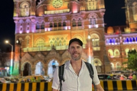 Mumbai in Lights: privénachtbezichtiging van iconische bezienswaardighedenMumbai by Lights: privérondleiding in de nacht