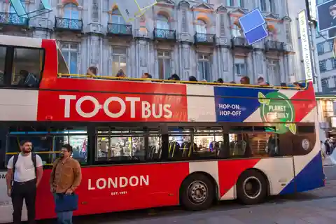 Londra: Tour in autobus notturno di Londra di Tootbus