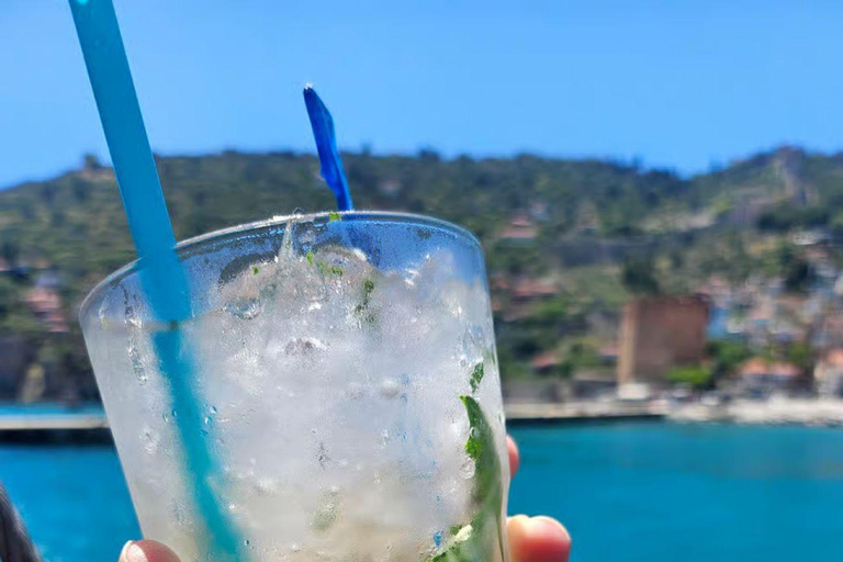 Alanya: Pirate Boat Trip with Swimming and Foam Party Alanya: Pirate Boat Trip with Transfer