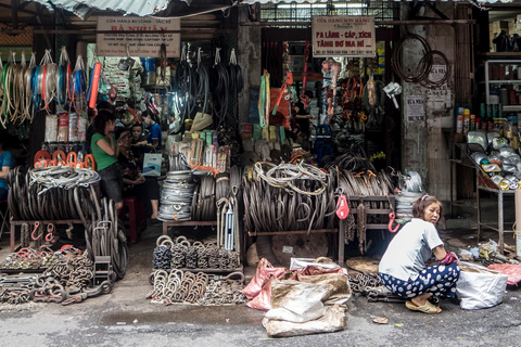 Tour fotografico nel mercato dei ladri di HanoiTour fotografico del mercato dei ladri di Hanoi