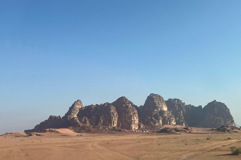 Wadi Rum: One Day One Night Private Jeep Tour with Bedouin Wadi Rum: Private 4x4 Tour with Bedouin Meal and Overnight …