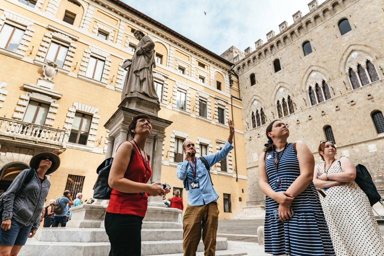 Firenze: Tour per piccoli gruppi di Siena, San Gimignano e ChiantiTour di un giorno della campagna con pranzo