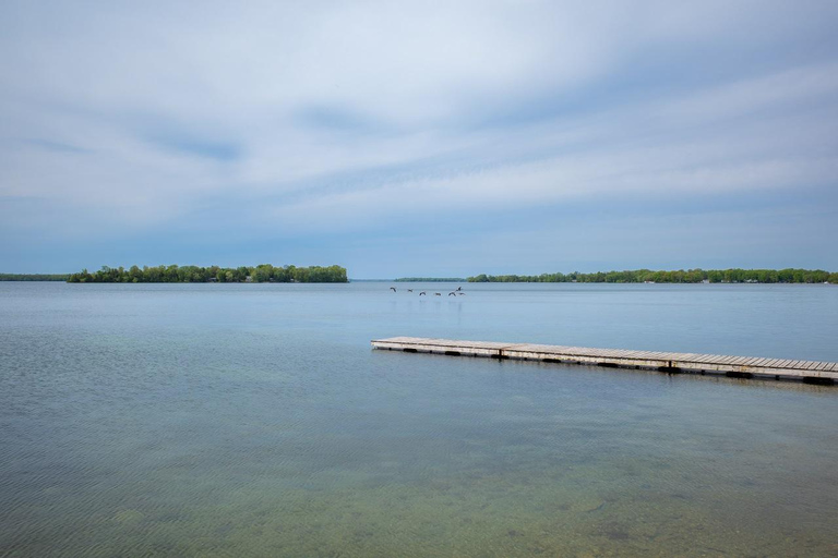 From Toronto: Lake Muskoka and Huntsville Group Day Trip