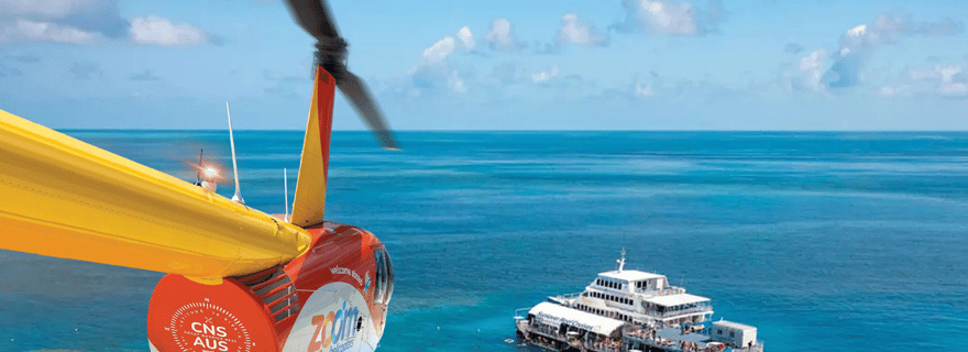 Depuis Cairns : ponton de la Grande Barrière de Corail, trajet en hélicoptère