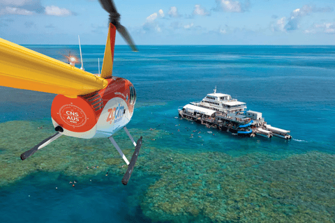 From Cairns: Moore Reef, Fitzroy Island Tour with Helicopter