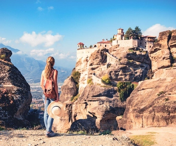 Meteora: Morning Half Day Sightseeing and Monasteries Tour