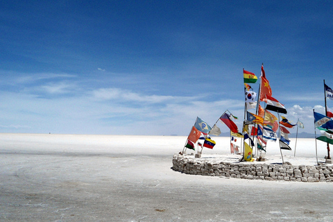 Excursión a Uyuni: Guía en español, desayuno, almuerzo y entradas