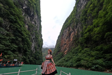 Ha Giang Loop - Na Hang Lake Boat trip 4 Days Motorbike tour Easy Rider