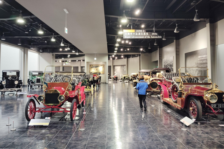 Toyota Automobile Museum & Historic Cars in Motion Departure from Nagoya Station