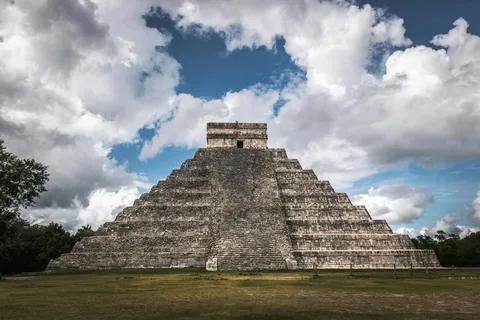 Chichen Itza Tour with Lunch and Transfer from Playa, Tulum & Cancun