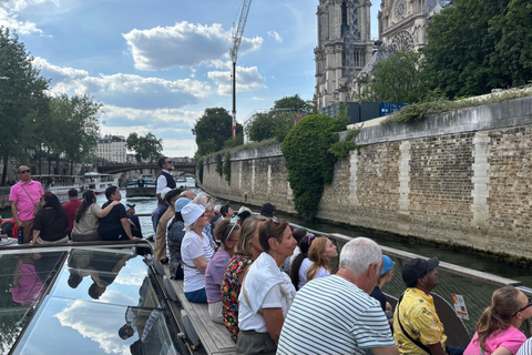 Paris: 1-Hour Seine Cruise departing from the Eiffel Tower