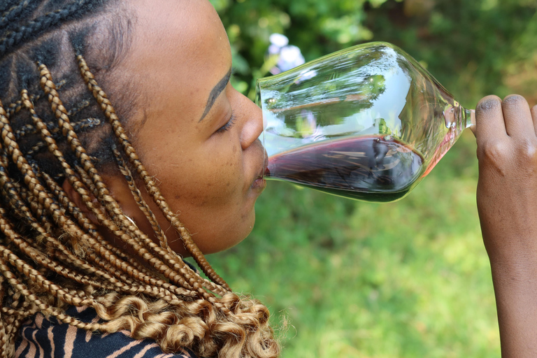 基加利：品酒体验全球葡萄品种深度解析