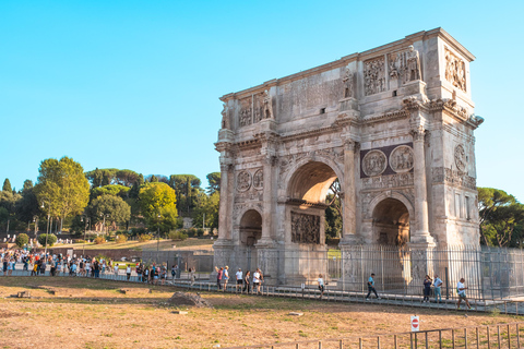 Rom: Colosseum Colosseum, Palatinkullen, Forum Romanum UpplevelseColosseum med standardtillträde och audioguide