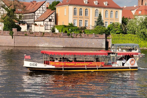 Wrocław: Atmospheric Cruise Between River Islands – Old Town