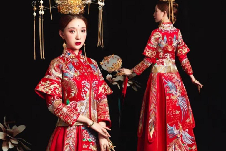 Yangshuo Traditional Costume Rental & Makeup Services Miao & Zhuang Costume Rental & Styling