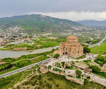 From Tbilisi: Mtskheta, Gori, and Uplistsikhe Day Trip