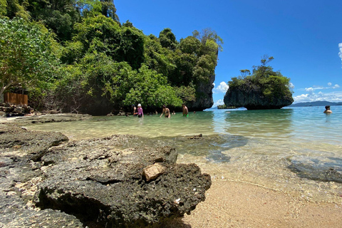 Krabi: Private Luxury Longtail Boat Trip to Hong Islands