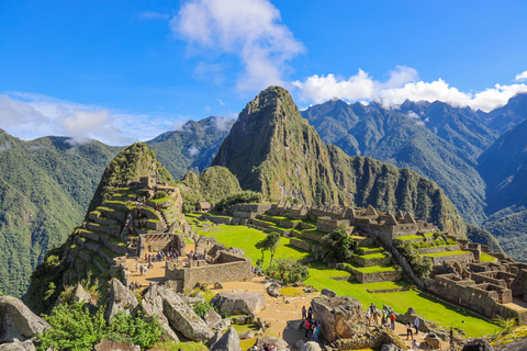 Cusco: Machu Picchu Circuit 2, całodniowa wycieczka z transferem pociągiemWycieczka z biletem wstępu do Machu Picchu