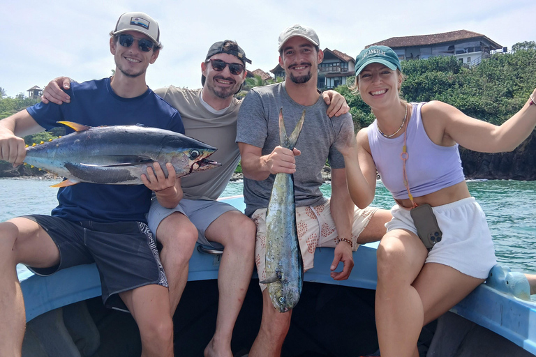 Mirissa: Private Deep Sea Fishing Tour with Local Guide Deep Sea Fishing Experience & Boat Safari