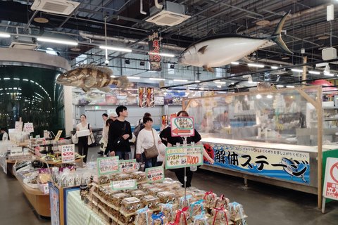Wakayama: Explore Japan’s Seafood Culture at Toretore Market