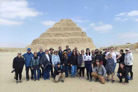 Best Tour to Pyramids of Giza and Sphinx, Sakkara & Dahshur