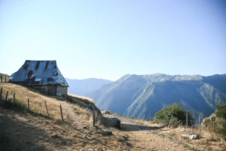 From Sarajevo: Lukomir Village Guided Hiking Tour