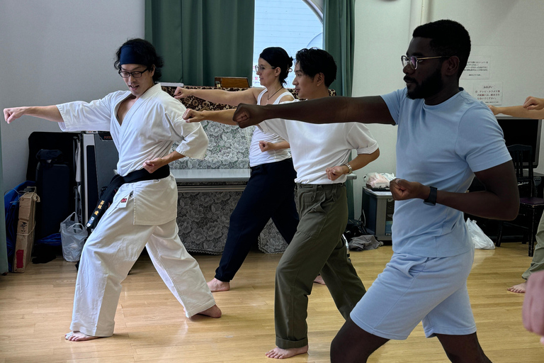 Tokyo: Karate Experience with Former All-Japan Champion PRIVATE Karate Session with Karate Gi(uniform)