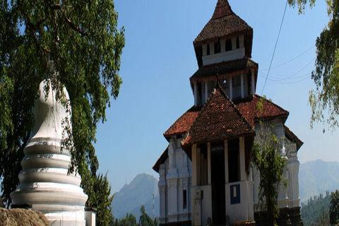 Kandy Heritage and Cultural Temple Tour