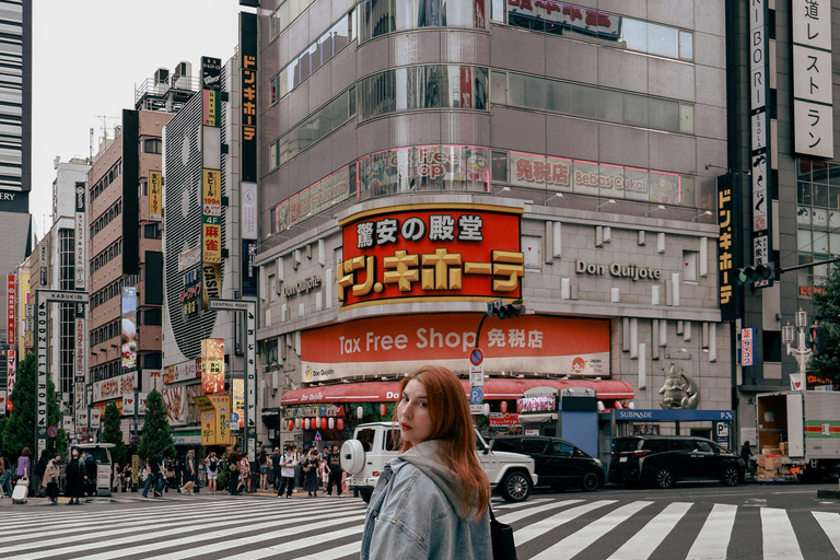 Tokyo: Shinjuku Early Morning Private Photoshoot 90-Min Session – Adds West Exit Skyline | 100 Photos