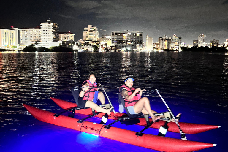San Juan: Night Glow Adventure Chiliboats in Condado Lagoon