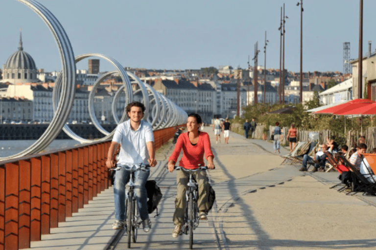 Nantes Gourmet FoodTour: Eine kulinarische Reise mit lokalen Köstlichkeiten