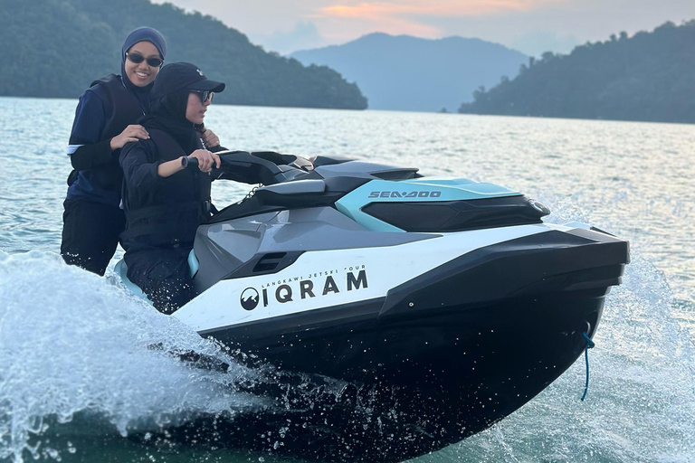 Excursión en moto acuática por la isla de Langkawi Parque Geoforestal de KilimPiloto único