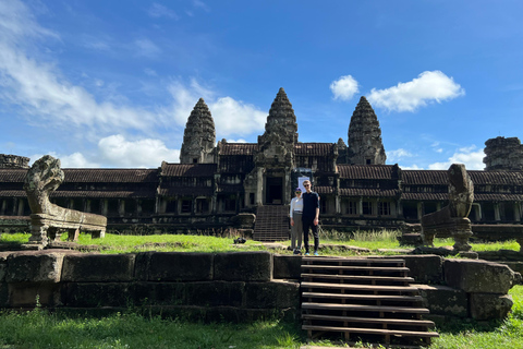 Visite privée d&#039;Angkor Wat et coucher de soleil avec déjeuner inclusSunsetTour-privé