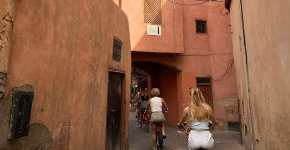 Marrakech: tour guiado en bicicleta con un guía local